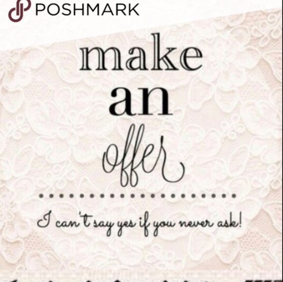 Meet your Posher, Cass - Picture 4 of 5